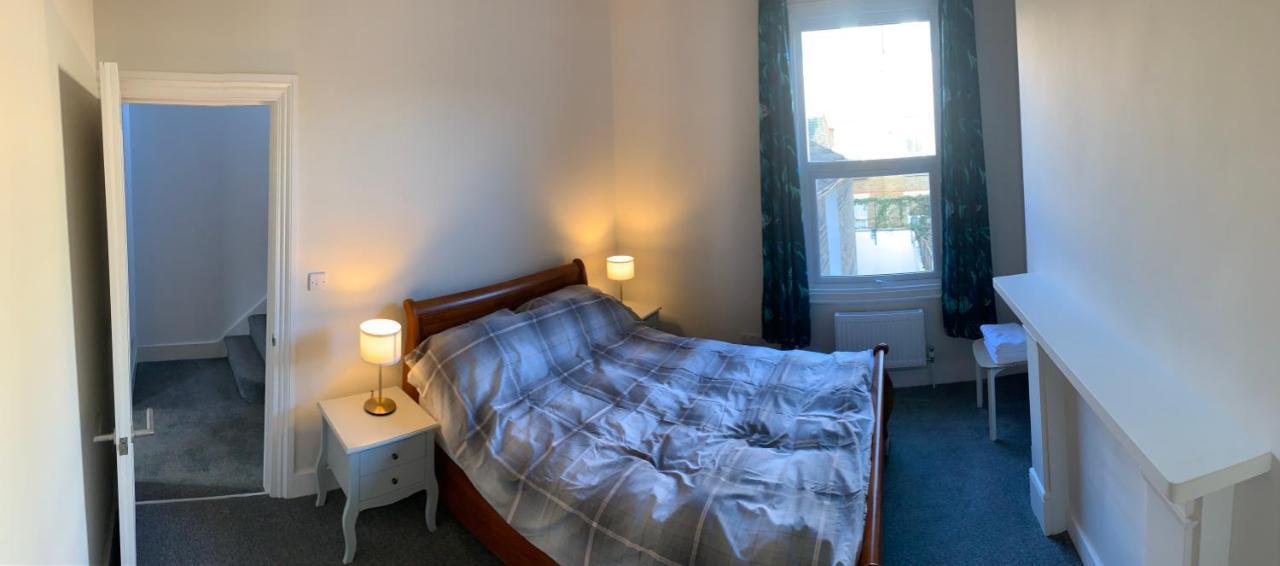 The Dimmer 2 Bedroom Apartment London Exterior photo
