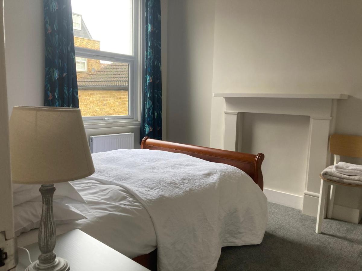 The Dimmer 2 Bedroom Apartment London Exterior photo
